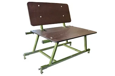 Сиденье высокое складное в сани-волокуши